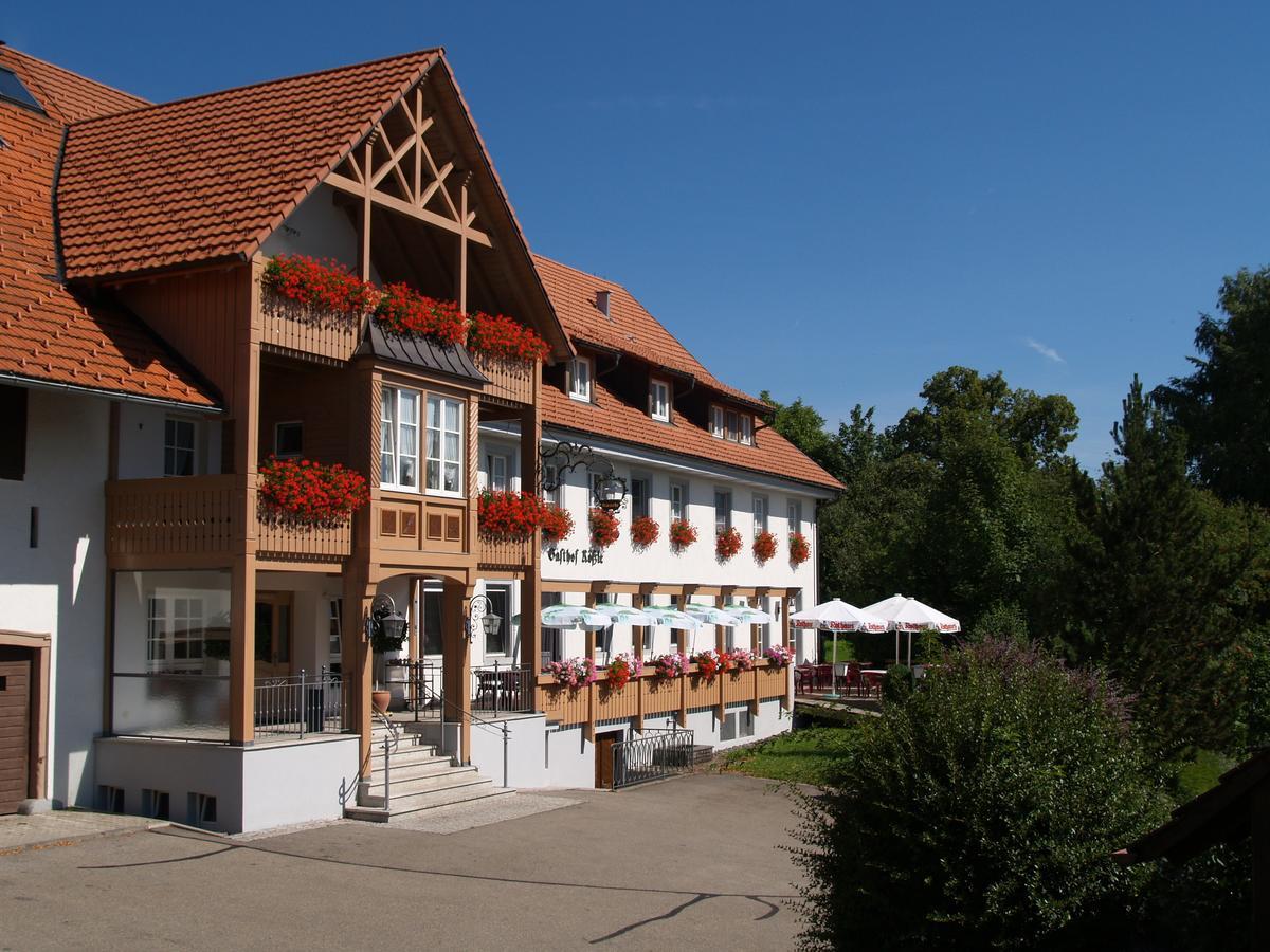 Hotel Landgasthof Rossle Berau Exterior foto